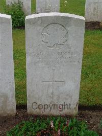 Etaples Military Cemetery - Lawson, A W